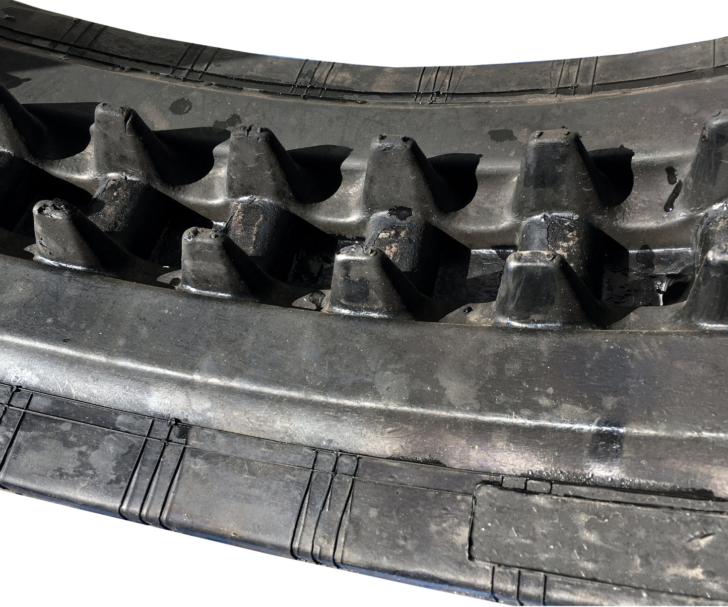 Rubber Track fits most Bobcat T180, T190, T550, T590, 6680161, C Lug Style